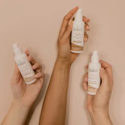 Sävyttävä aurinkovoide kasvoille SPF50 Golden, 50 ml