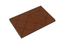 Vadelma ja Karamelli täytesuklaa, 480 g